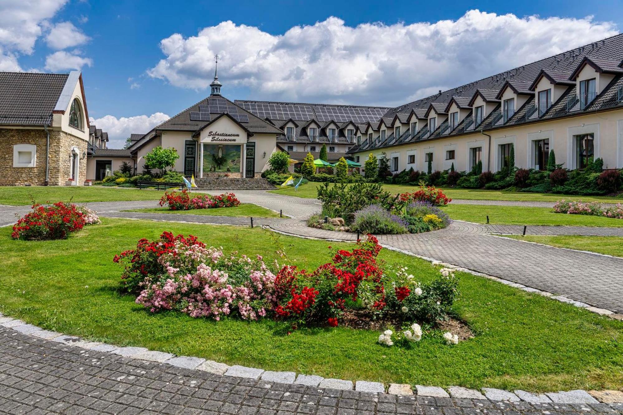 Hotel Aviator Kamien Slaski Exterior foto